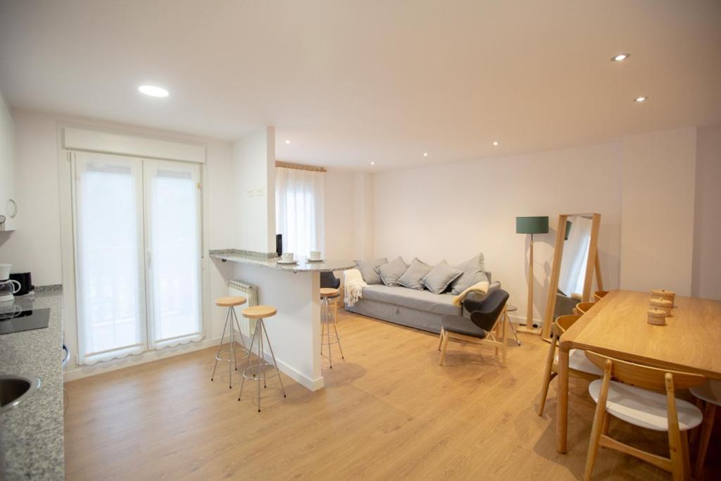 Apartamentos tiu Enrique 4 Piso Onís Exterior foto