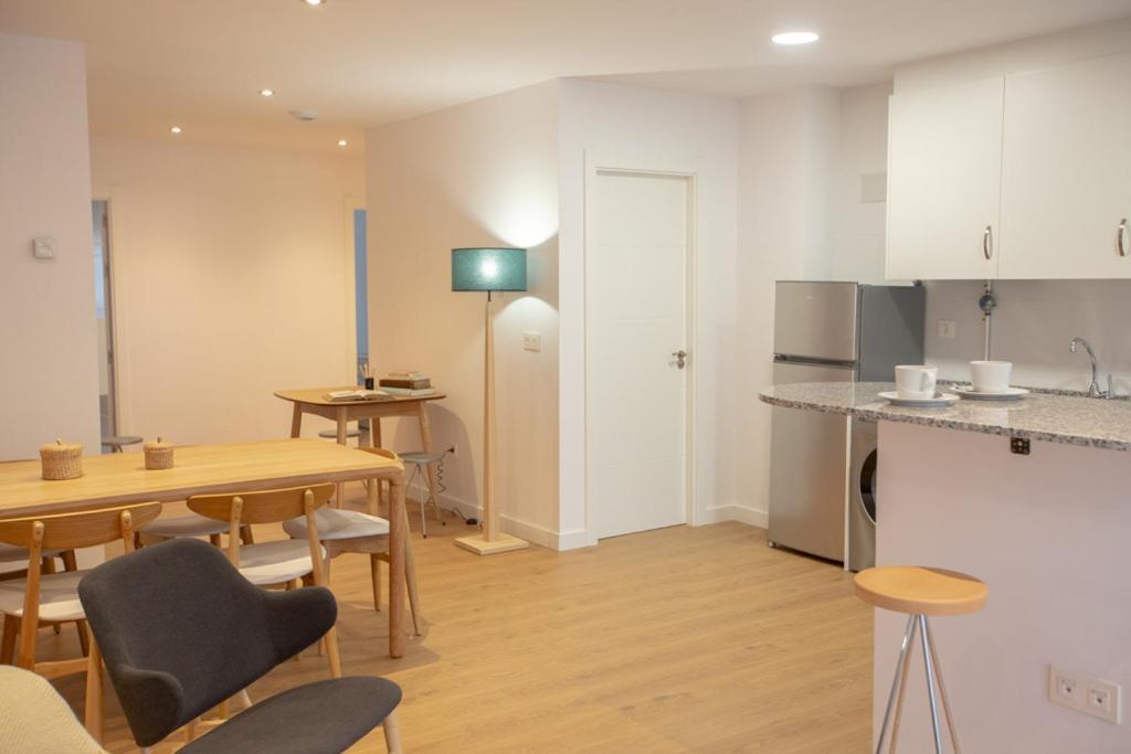 Apartamentos tiu Enrique 4 Piso Onís Exterior foto